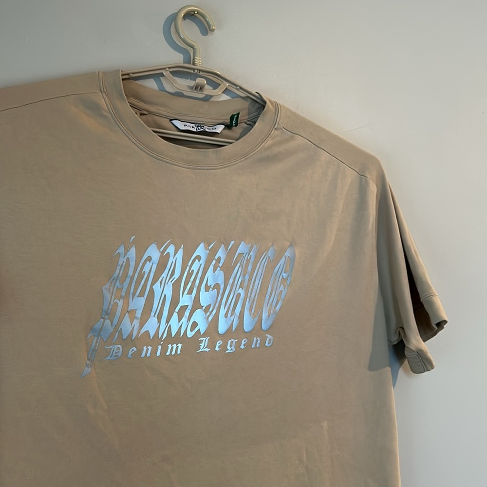 Parasuco T Shirt XL Metallic Silver & Tan .